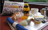 Pusryčiai traukinyje