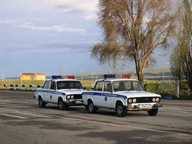 Net armėniška policija mėgsta Lada, Armėnija