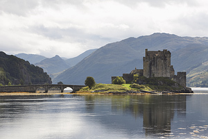 Eilean Donan pilis. Škotija (Eilean Donan Castle Scotland)