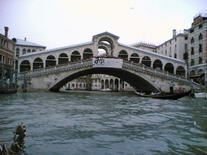 Ponte di Rialto. Venecija, Italija
