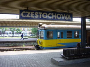 Į Varšuvą traukiniu