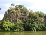 Šamono kalvų parkas (Parc des Buttes Chaumont)