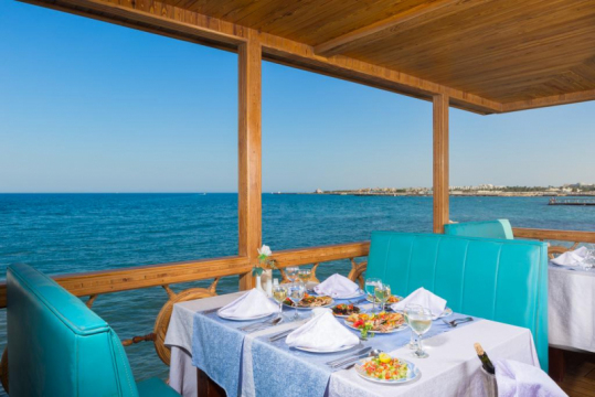 ALADDIN BEACH RESORT 4*
