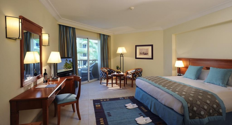 Amwaj Blue Beach Resort &amp; Spa 5*