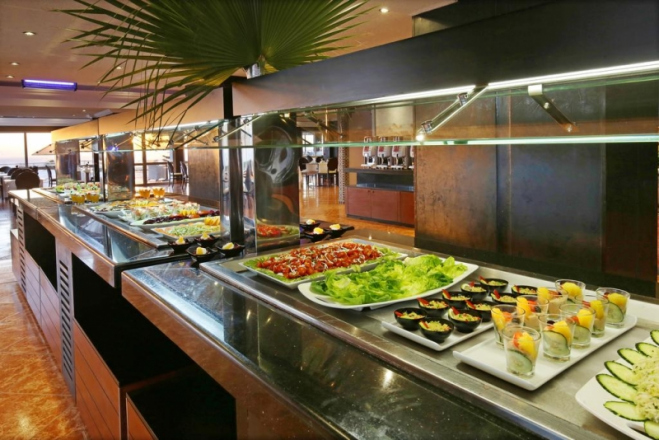 Anezi Tower 4*