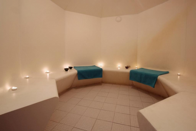 Anezi Tower 4*
