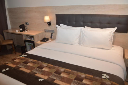 Anezi Tower hotel &amp; apartments 4*