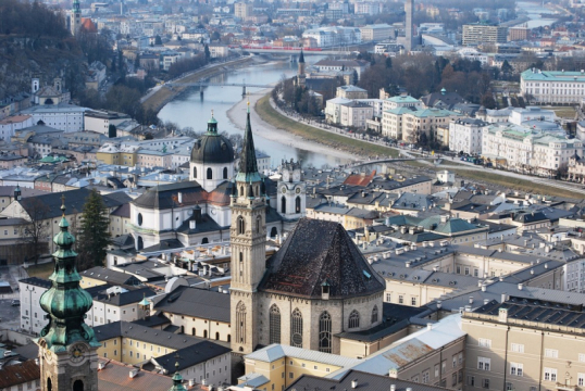 Austrija