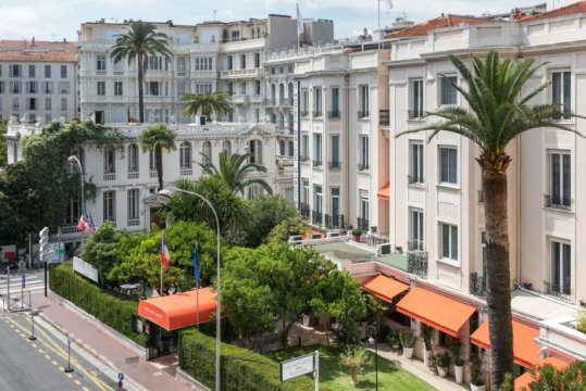 Best Western Plus Hotel Brice Garden Nice 4*