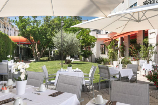 Best Western Plus Hotel Brice Garden Nice 4*