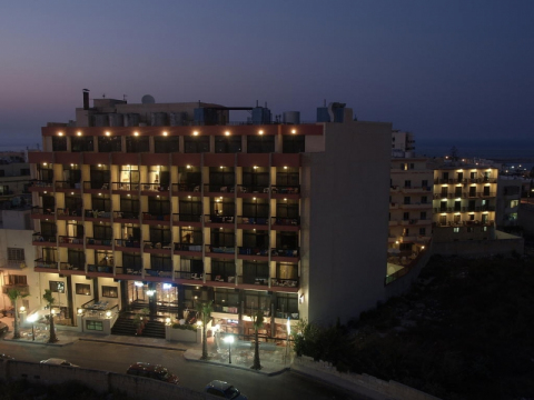 Canifor Hotel 4*