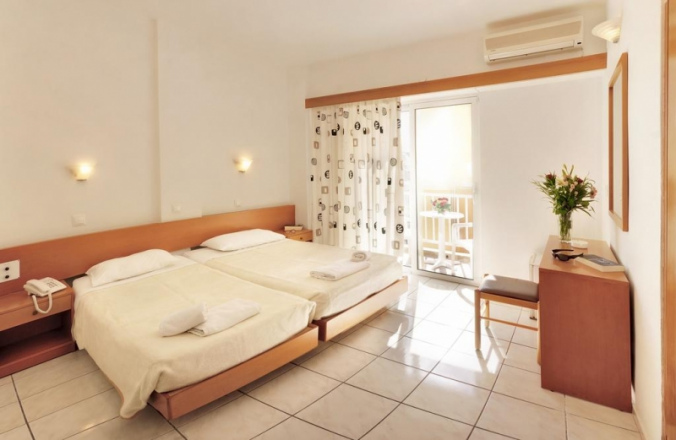 Carina Hotel 2*