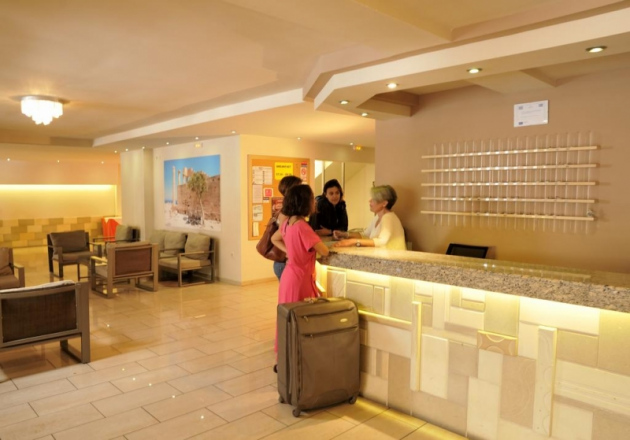 Carina Hotel 2*