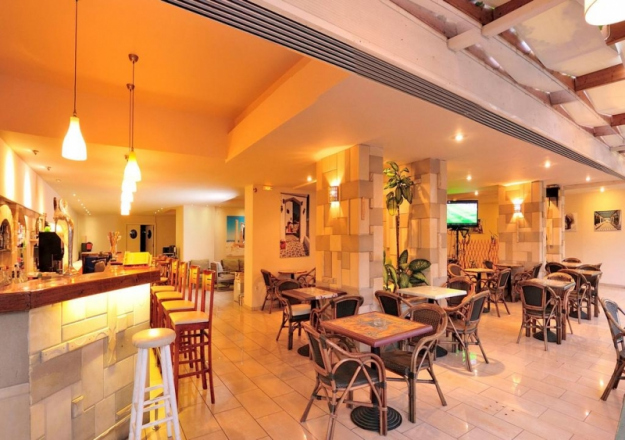 Carina Hotel 2*