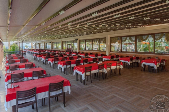 Club Hotel Belpinar 4*
