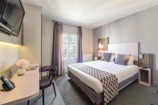 Comfort Hotel Nation 3*