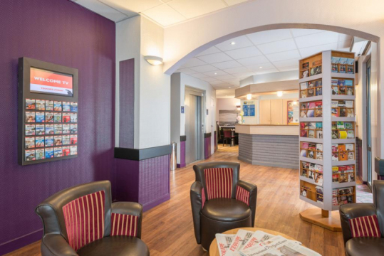 Comfort Hotel Nation 3*