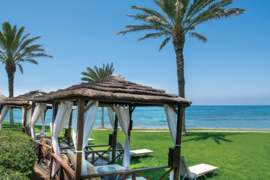 17-ATHENA-BEACH-HOTEL-CABANA-768x512