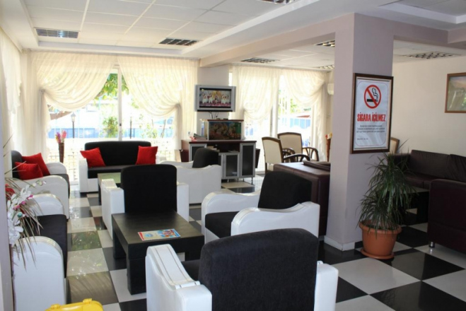Diamond Hotel 3*