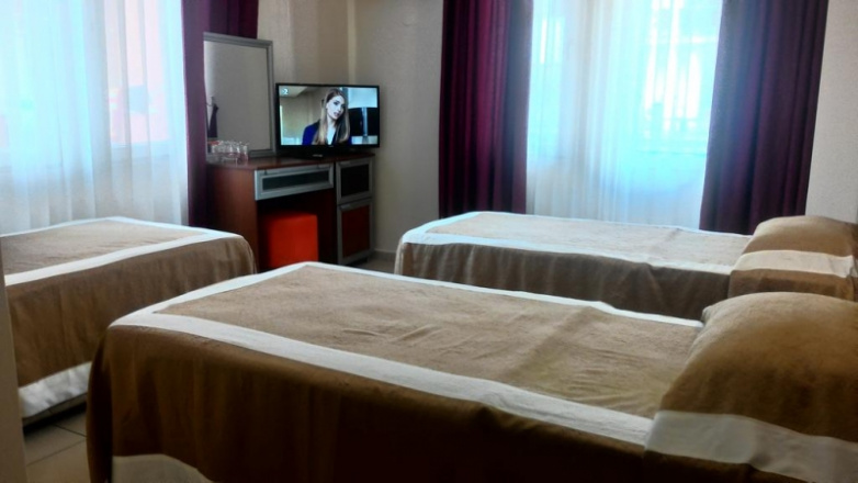 Diamond Hotel 3*