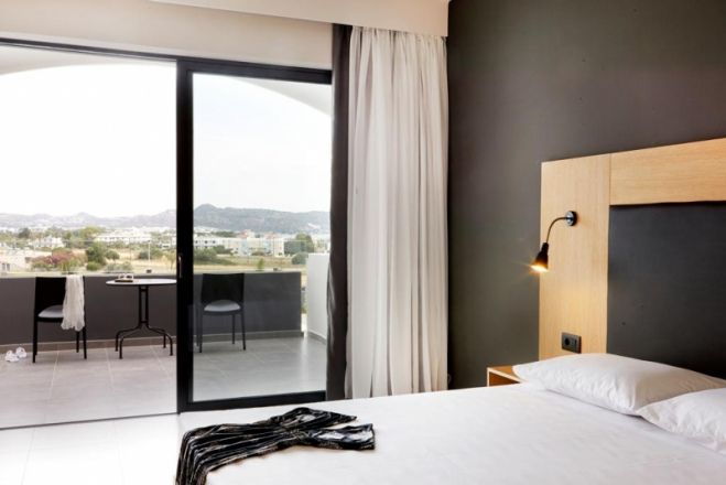 Evita Sun Resort 4*