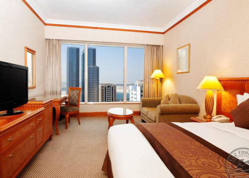 HILTON SHARJAH 5*