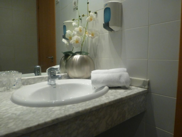 Hostal El Val 3*