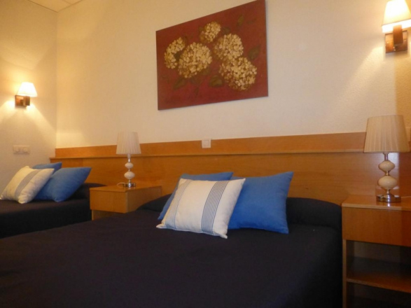 Hostal El Val 3*