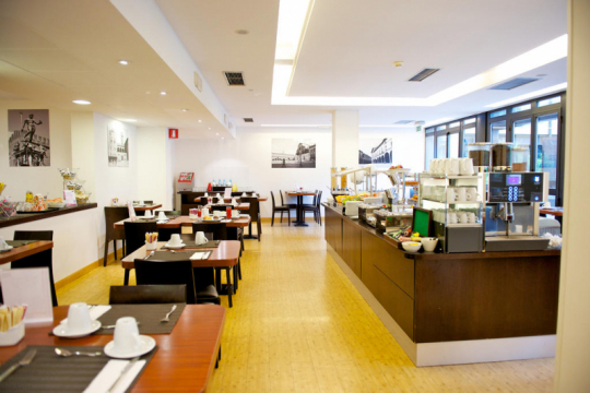 Hotel Mercure Bologna Centro 4*