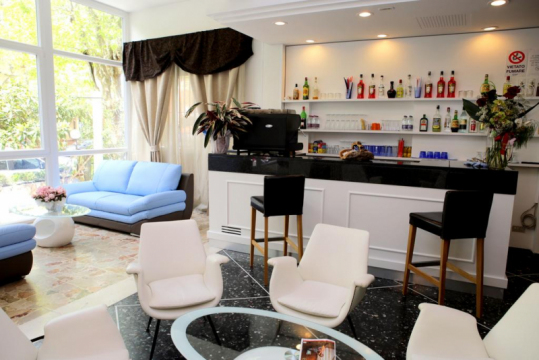 Hotel New Jolie 3*