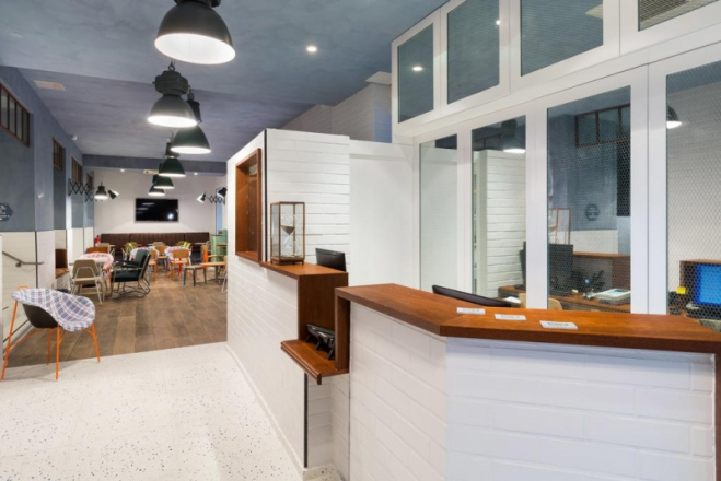 Hotel Ozzy by Happyculture 4*