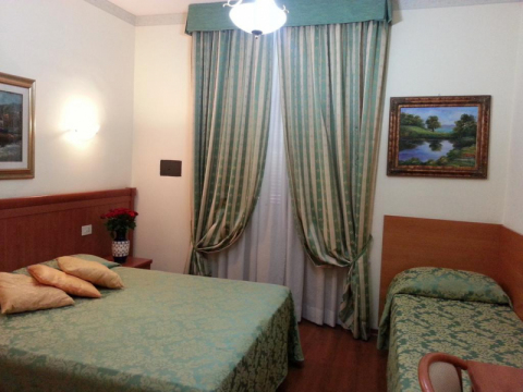 Hotel Philia