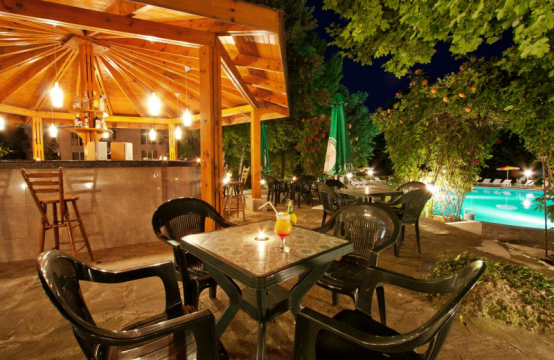 Ljuljak Hotel  3*