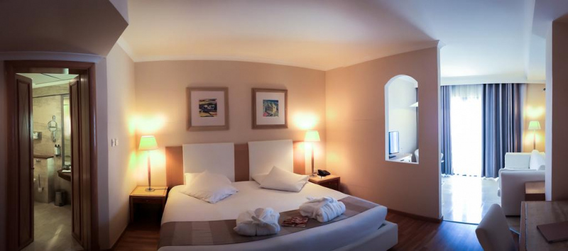 Maritim Antonine Hotel &amp; Spa 4*