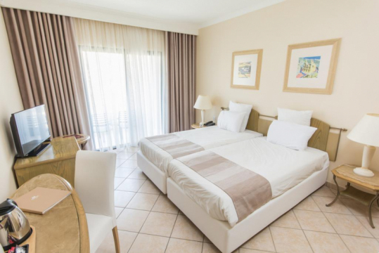 Maritim Antonine Hotel &amp; Spa 4*
