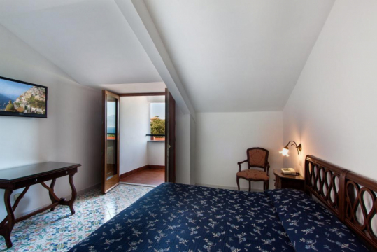 Metropole 3*