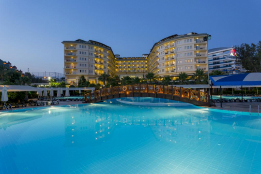 Mukarnas Spa &amp; Resort Hotel 5*
