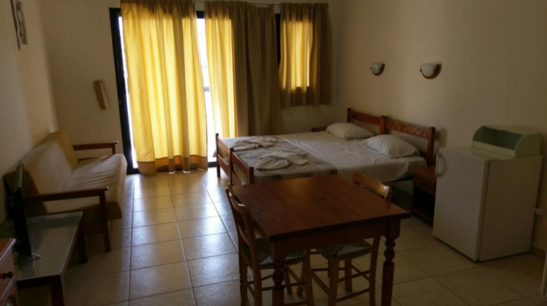 New York Plaza Hotel Apartments 3*