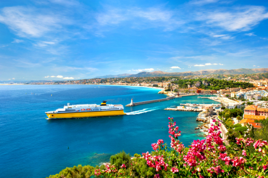 shutterstock_110035079_Nice, Cote d'Azur, France. french riviera