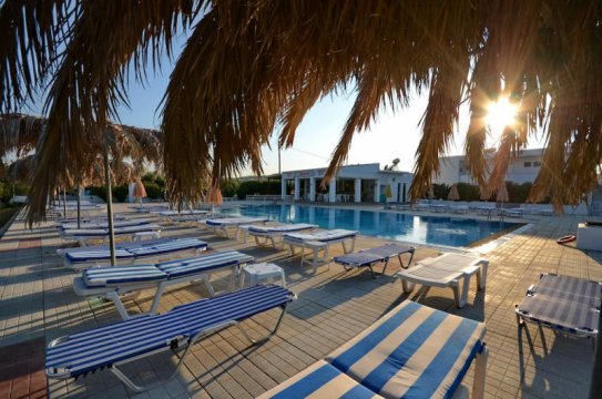 Nikos 2 Studios &amp; Apartments