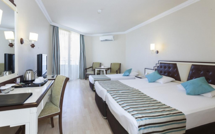 NOVA PARK HOTEL SIDE 5*