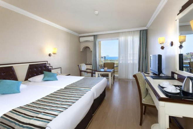 NOVA PARK HOTEL SIDE 5*
