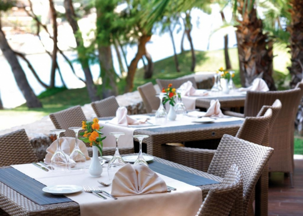 Occidental Cala Viñas 4*