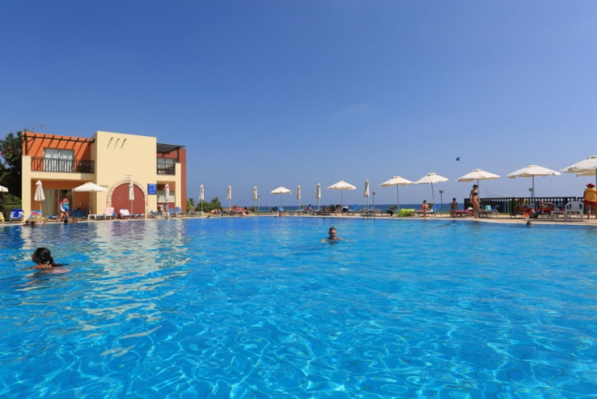 Panas Holiday Village 4*