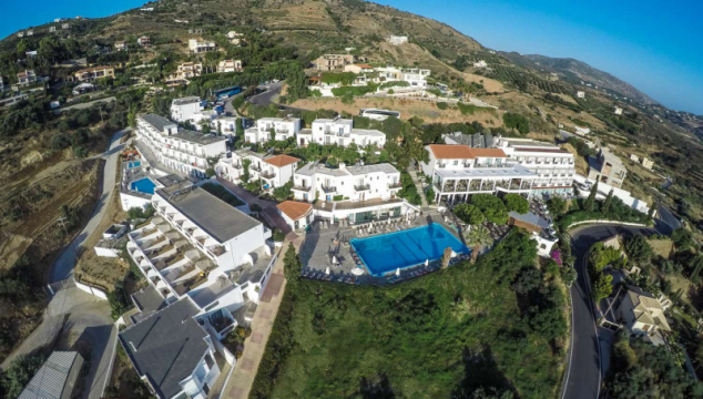 Panorama Village 4*
