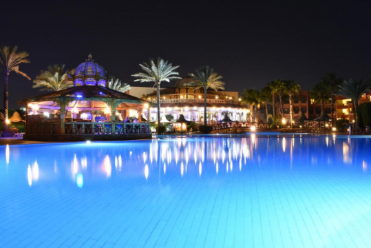 Parrotel Aqua Park Resort 4*