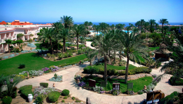 Parrotel Beach Resort 4*