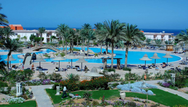 Parrotel Beach Resort 4*