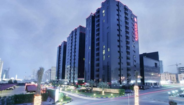 Ramada Hotel &amp; Suites Ajman 4*