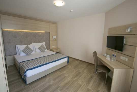 ROYAL BAY RESORT 3+*